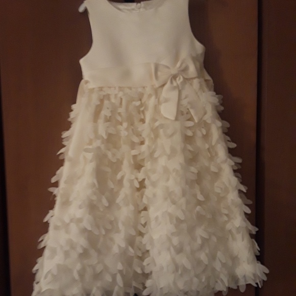 Other - Girl formal dress 💛